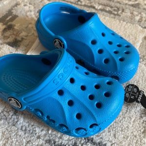 NWT Crocs Toddler 6/7